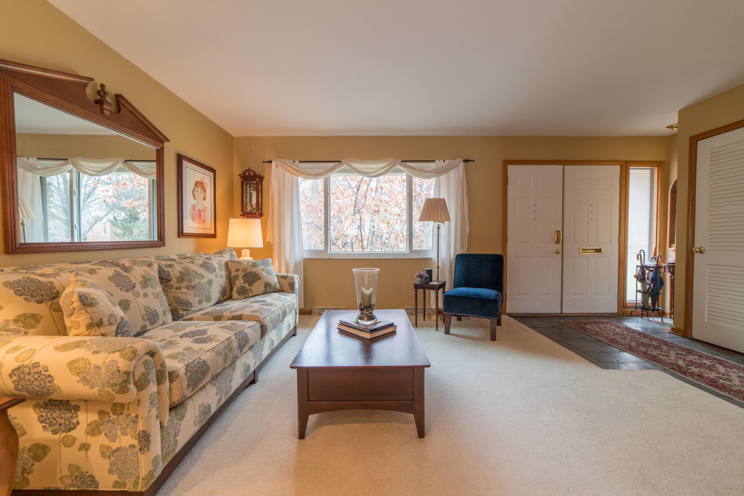 1931 Concord Road Columbus, OH 43212 - Photo 4 of 29 Gallery Image 4