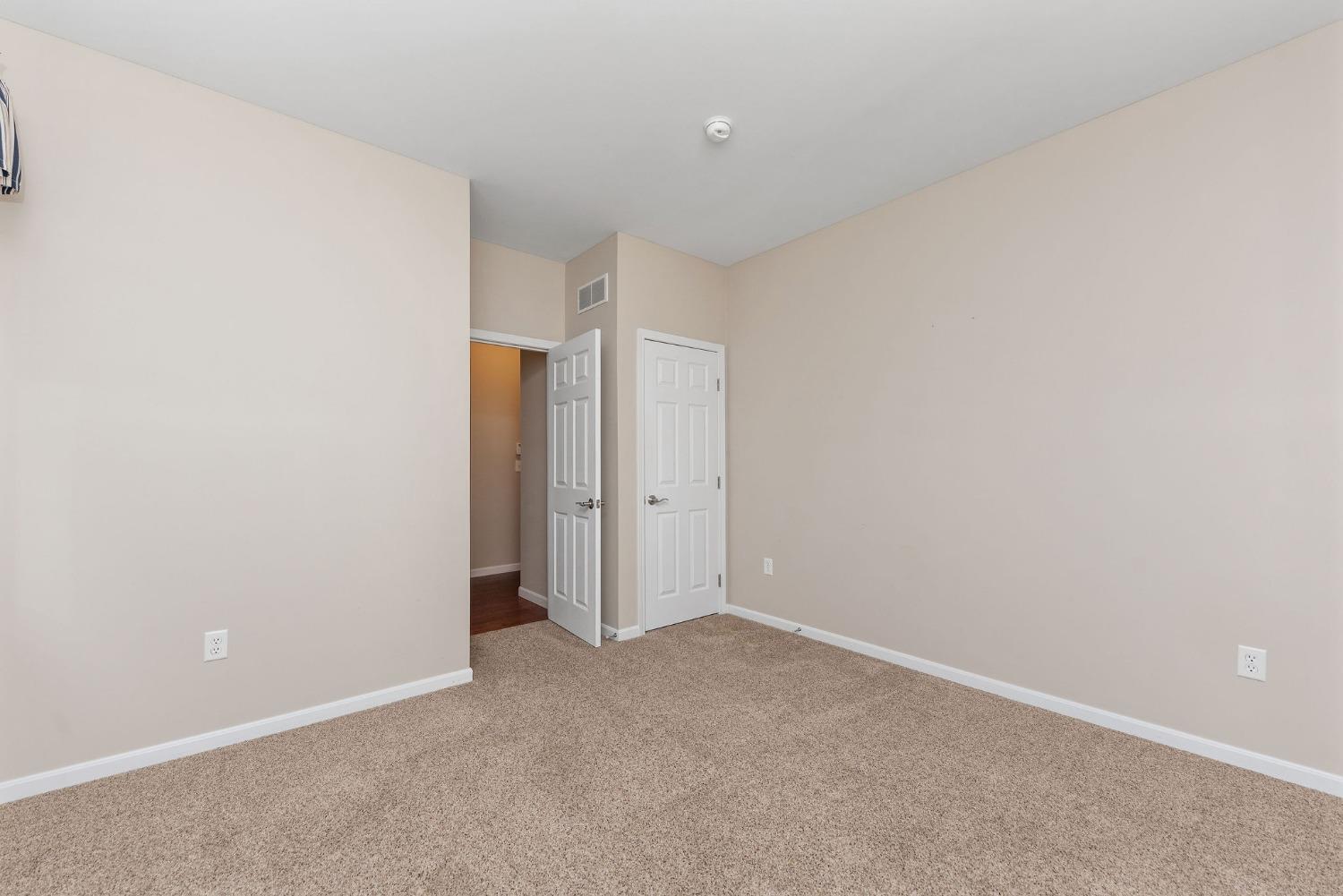 692 Hyacinth Road Cincinnati, OH 45245 - Photo 18 of 41