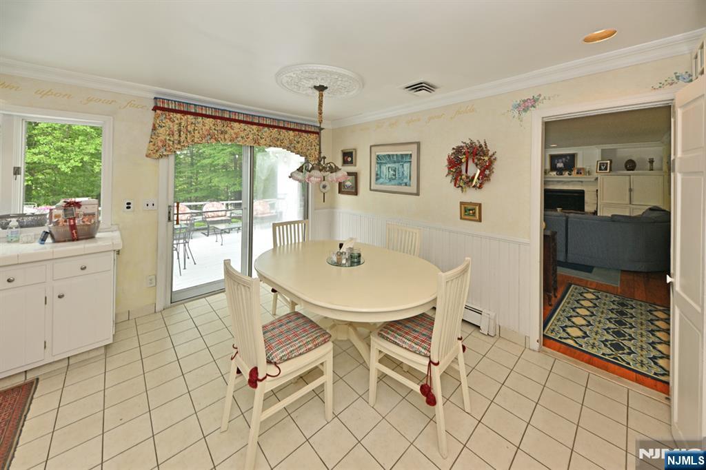 16 Knollwood Road Upper Saddle River, NJ 07458 - Photo 15 of 43