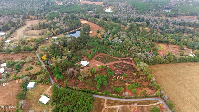 $189,900 | 26 Fox Run North, Carriere, MS 39426