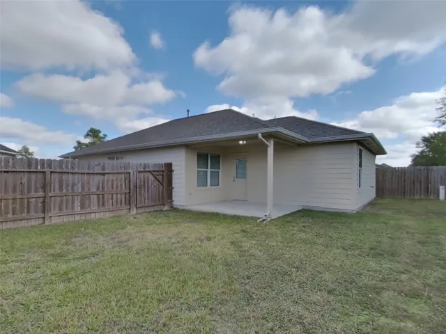 $1,539 | 7402 Deloache Avenue, Humble, TX 77338
