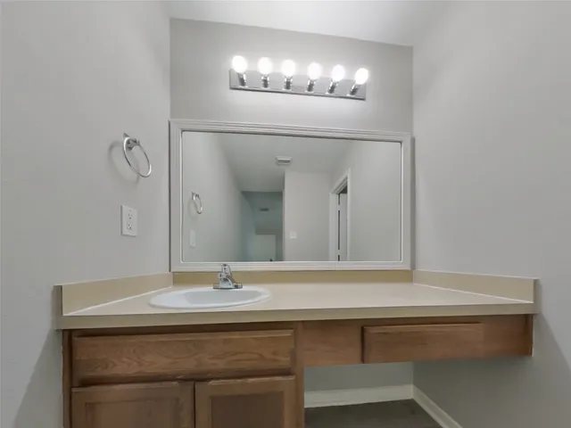 $1,539 | 7402 Deloache Avenue, Humble, TX 77338