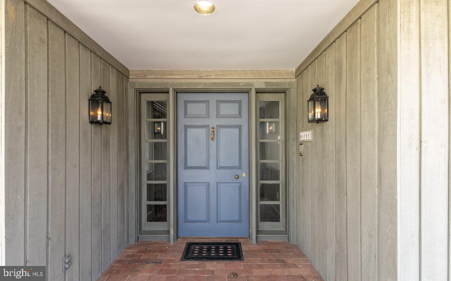 11032 Popes Head Road Fairfax, VA 22030 - Photo 7 of 28