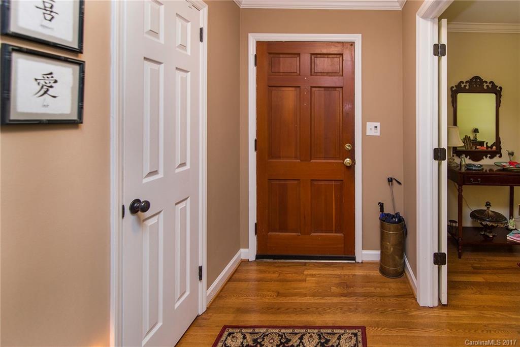 3136 Spring Valley Road Charlotte, NC 28210 - Photo 2 of 23 Gallery Image 2