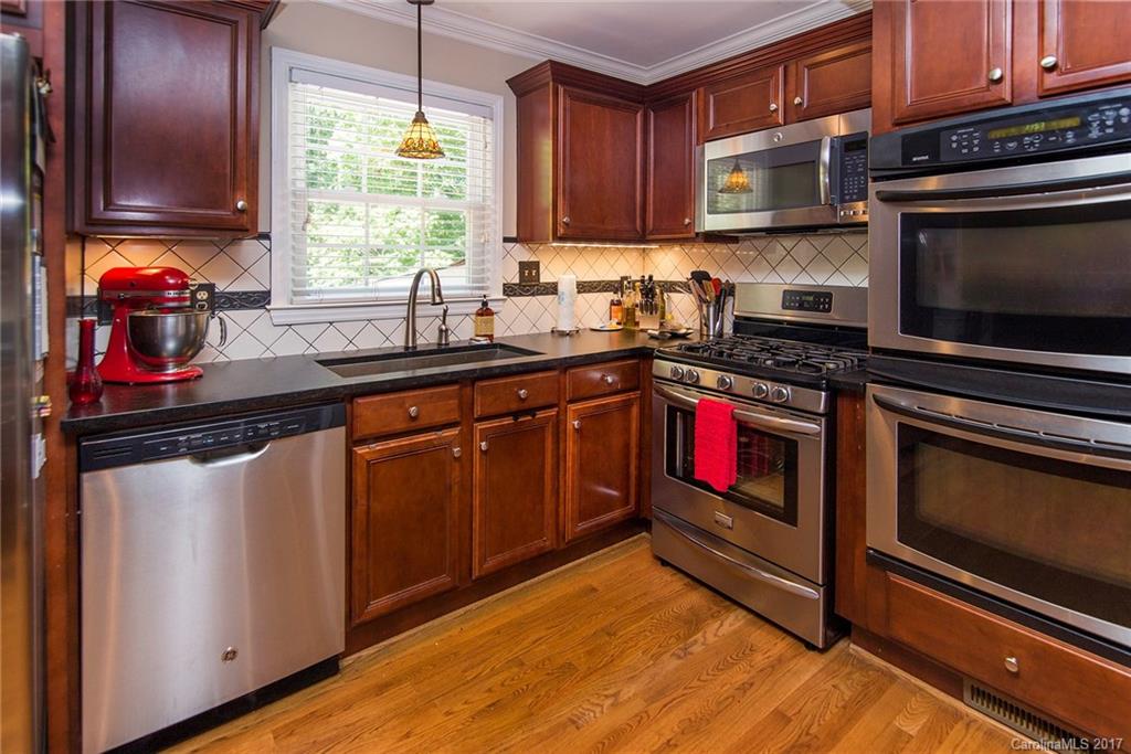 3136 Spring Valley Road Charlotte, NC 28210 - Photo 5 of 23 Gallery Image 5