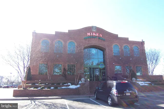 $3,450 | 6430 Katherine Ann Lane, Springfield, VA 22150