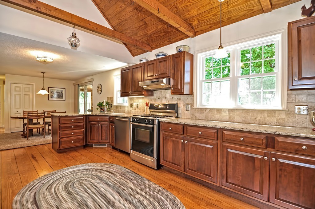 3 Elizabeth Road Milford, MA 01757 - Photo 5 of 30 Gallery Image 5