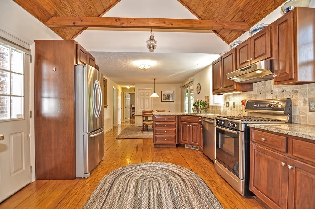3 Elizabeth Road Milford, MA 01757 - Photo 7 of 30 Gallery Image 7