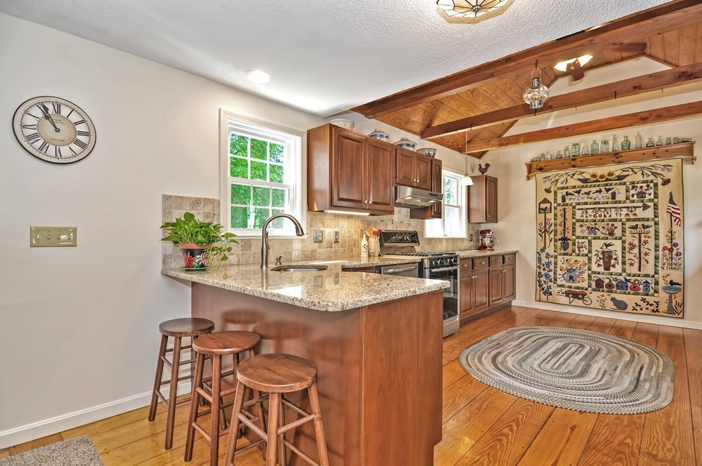 3 Elizabeth Road Milford, MA 01757 - Photo 8 of 30 Gallery Image 8