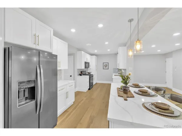 $975,000 | 2930 North Monaco Parkway, Denver, CO 80207