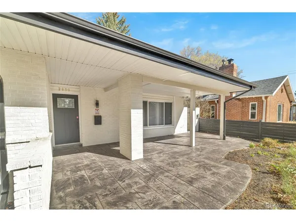 $975,000 | 2930 North Monaco Parkway, Denver, CO 80207
