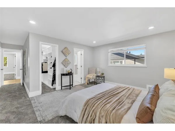 $975,000 | 2930 North Monaco Parkway, Denver, CO 80207