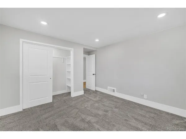 $975,000 | 2930 North Monaco Parkway, Denver, CO 80207