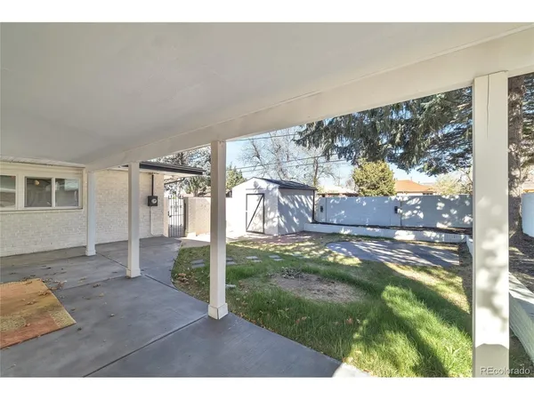 $975,000 | 2930 North Monaco Parkway, Denver, CO 80207