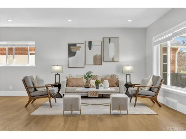 $975,000 | 2930 North Monaco Parkway, Denver, CO 80207