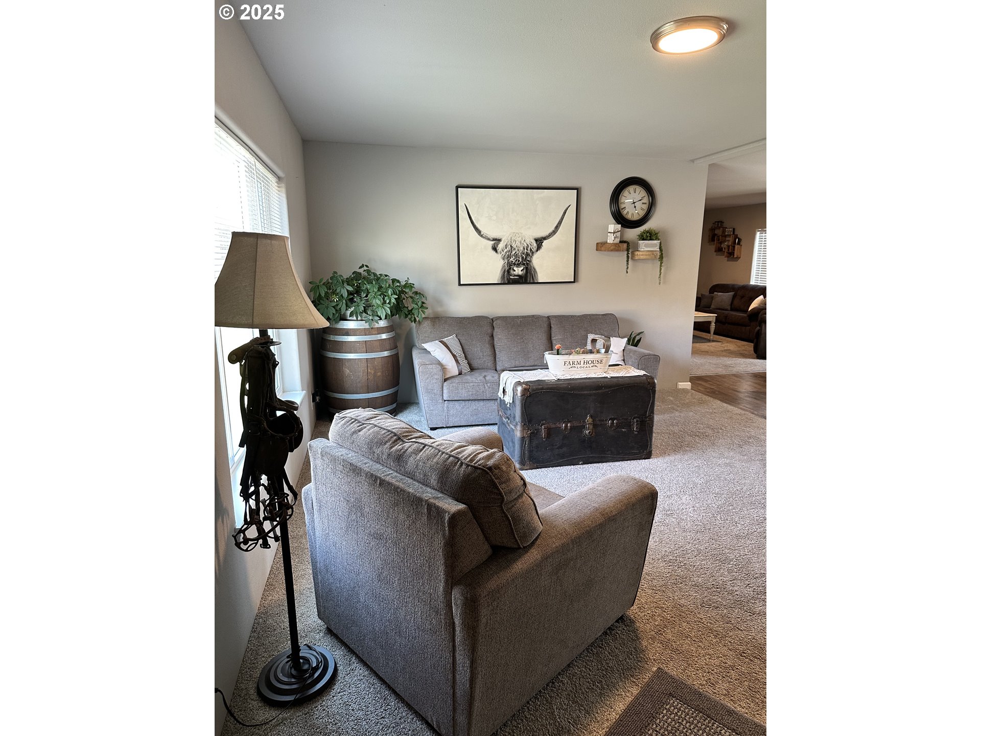 3520 Northeast King Place Pendleton, OR 97801 - Photo 4 of 36 Family Room