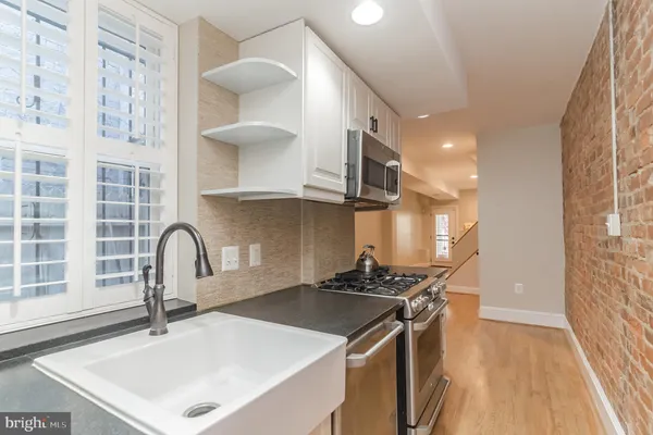$3,750 | 2321 17th Street Northwest, Washington, DC 20009