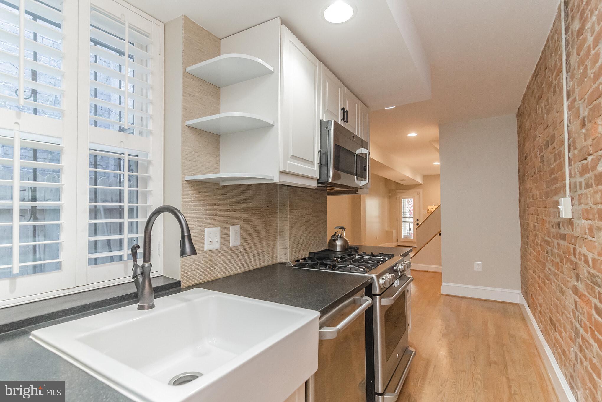 2321 17th Street Northwest Washington, DC 20009 - Photo 13 of 26