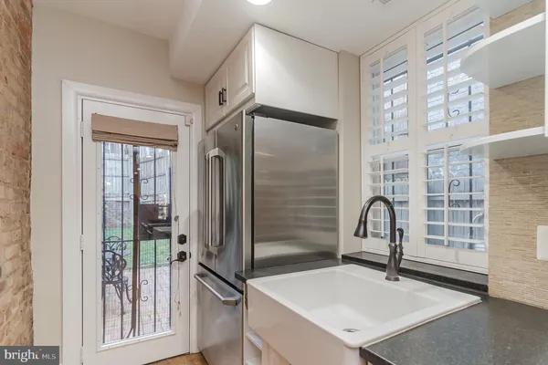 $3,750 | 2321 17th Street Northwest, Washington, DC 20009