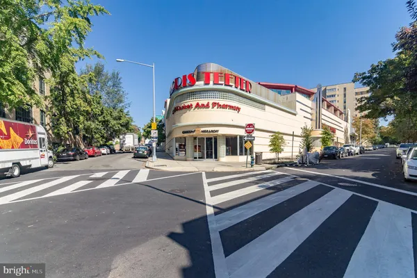 $3,750 | 2321 17th Street Northwest, Washington, DC 20009