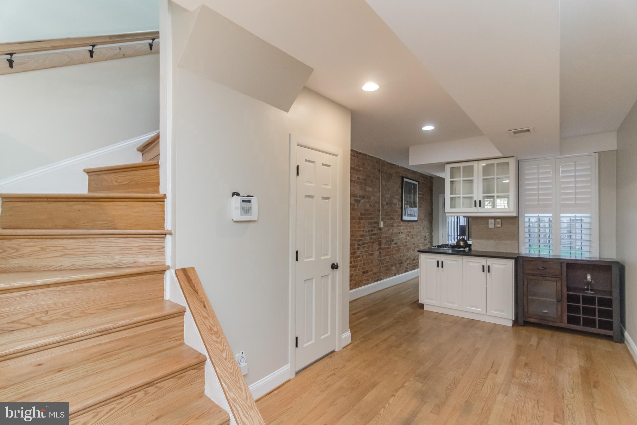 2321 17th Street Northwest Washington, DC 20009 - Photo 7 of 26