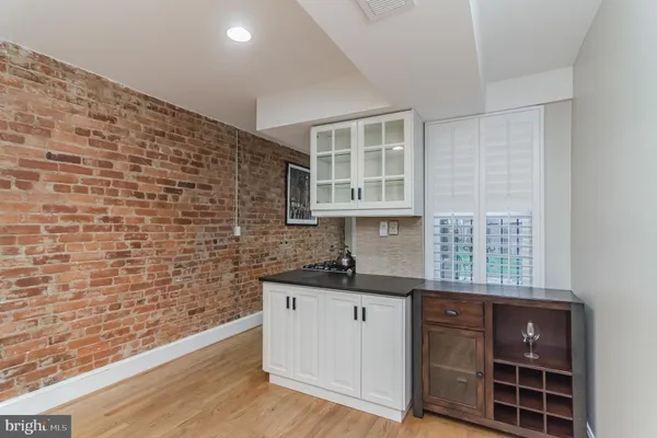 $3,750 | 2321 17th Street Northwest, Washington, DC 20009