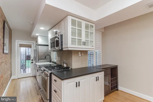 $3,750 | 2321 17th Street Northwest, Washington, DC 20009