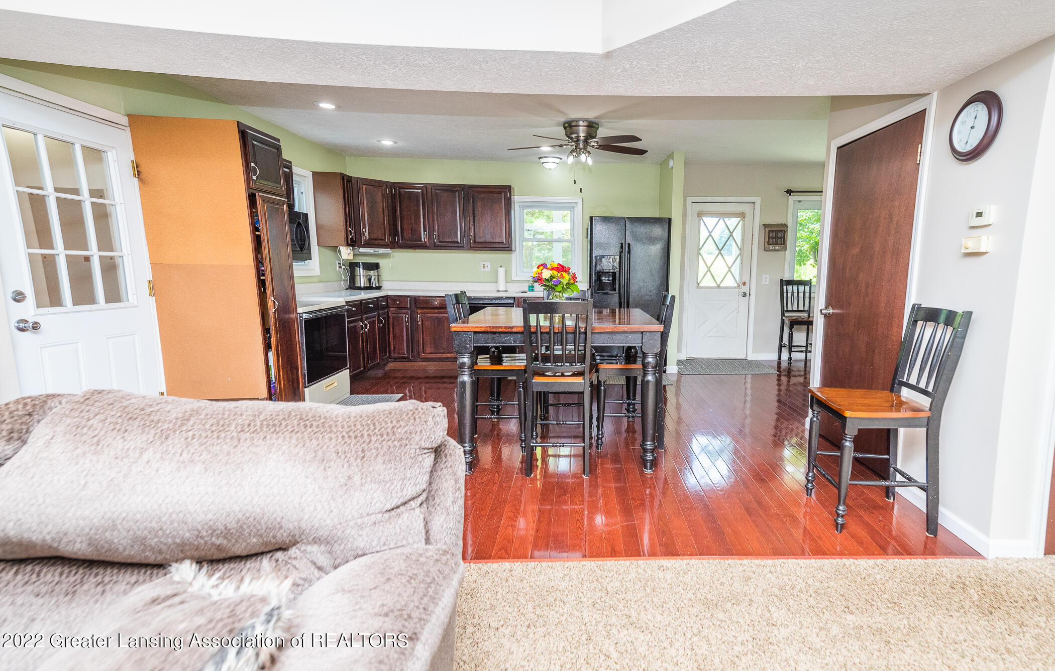 1295 West Columbia Road Mason, MI 48854 - Photo 15 of 51 1295WColumbiaInterior-14