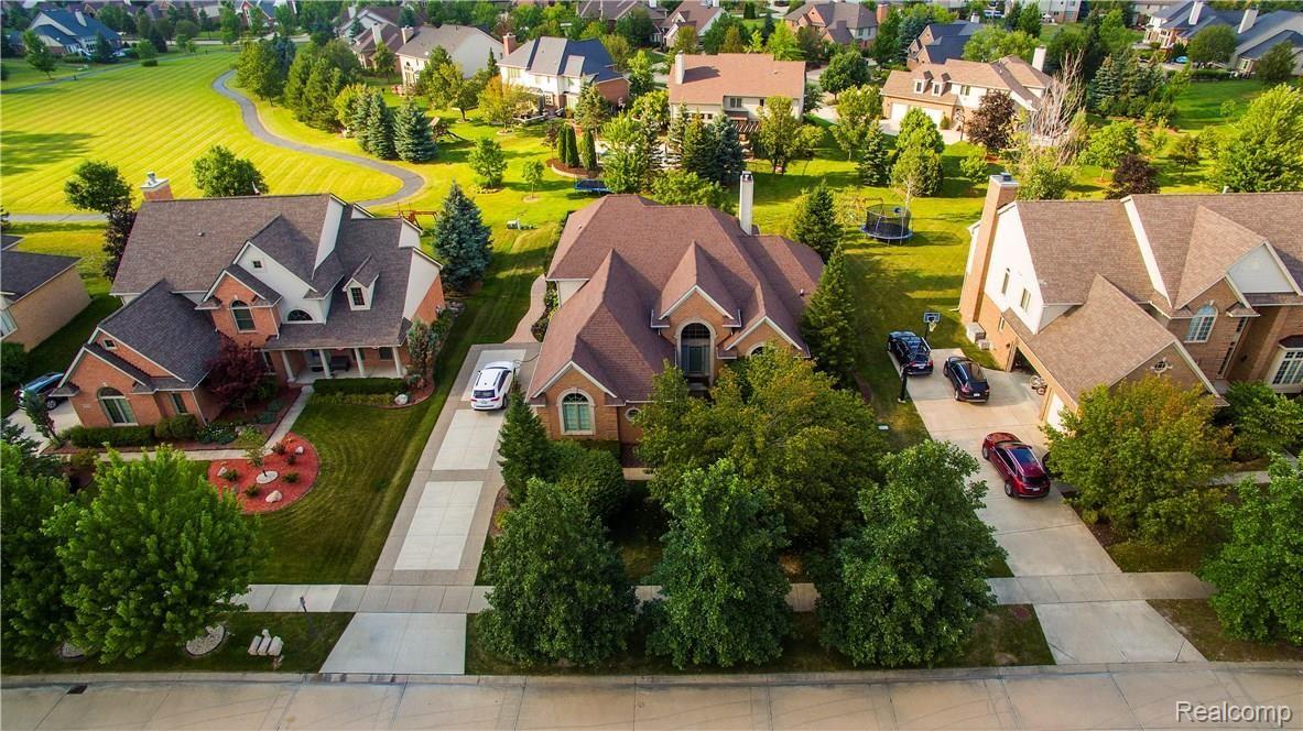 48167 Inveraray Road Canton, MI 48188 - Photo 30 of 37 Excellent curb appeal! Very private.