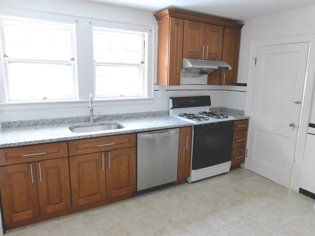 10 Hatherly Road, Unit 1 Boston, MA 02135 - Photo 4 of 13