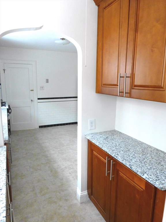 10 Hatherly Road, Unit 1 Boston, MA 02135 - Photo 5 of 13