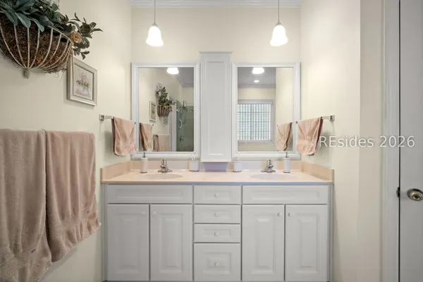 $580,000 | 5 Glenwood Springs Court, Bluffton, SC 29910