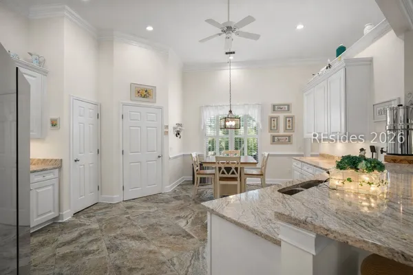 $580,000 | 5 Glenwood Springs Court, Bluffton, SC 29910