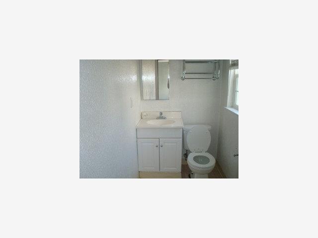 125 Rodeo Avenue Salinas, CA 93906 - Photo 8 of 8 Gallery Image 8