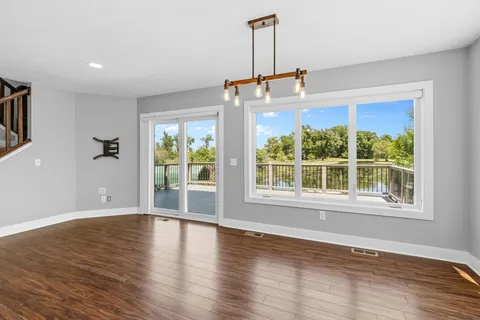 $1,099,999 | 4540 Enchanted Point, Mound, MN 55364