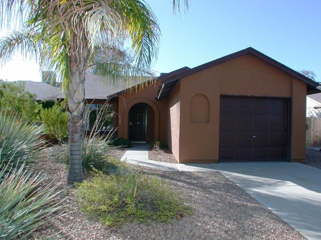 1833 East Grandview Road Phoenix, AZ 85022 - Photo 1 of 10 EF