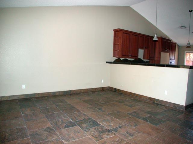 1833 East Grandview Road Phoenix, AZ 85022 - Photo 3 of 10 FR