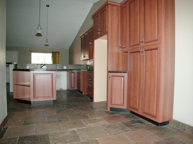 1833 East Grandview Road Phoenix, AZ 85022 - Photo 4 of 10 BKFT