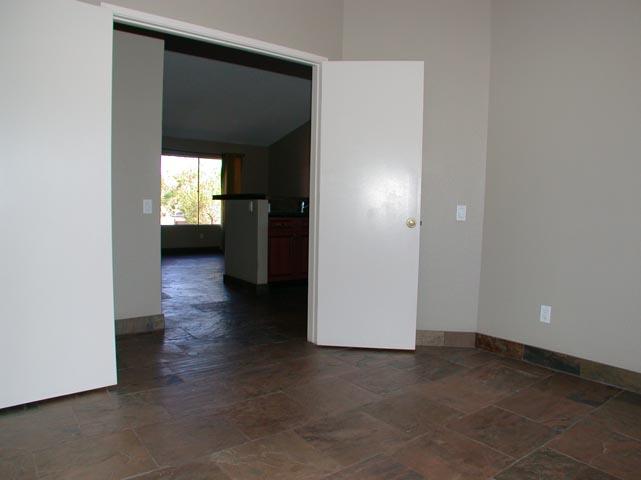 1833 East Grandview Road Phoenix, AZ 85022 - Photo 6 of 10 DN
