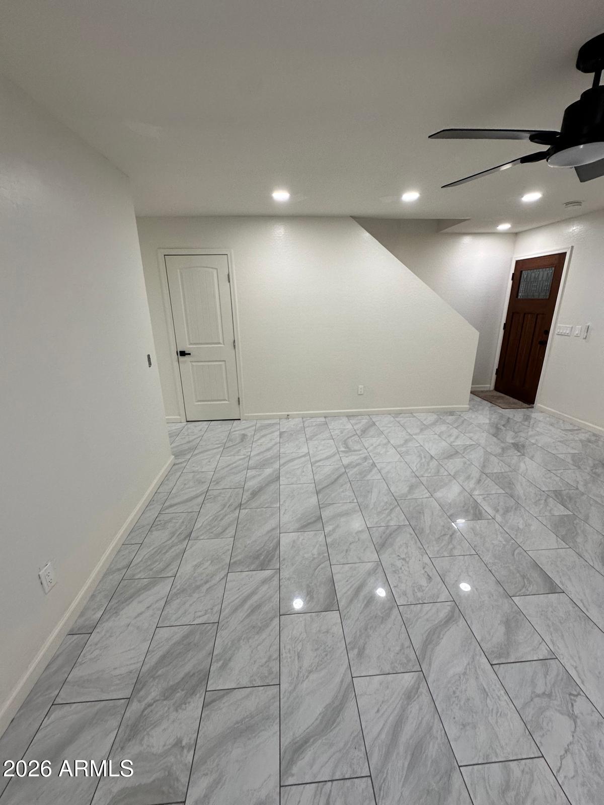 4020 South 15th Street Phoenix, AZ 85040 - Photo 3 of 5 5a9bac28-2e09-4661-9b10-b9c29577bff2