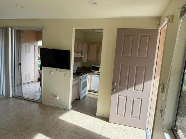 $498,000 | 11438 Via Rancho San Diego, Unit 141, El Cajon, CA 92019