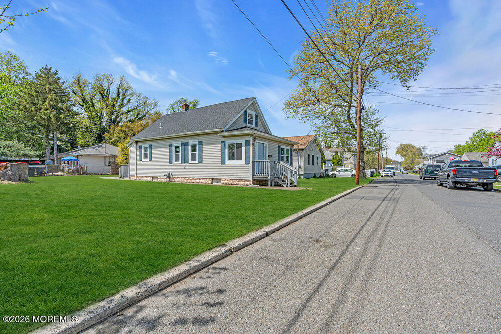 41 Harding Avenue Keansburg, NJ 07734 - Photo 6 of 30 006_dsc08438-1_775