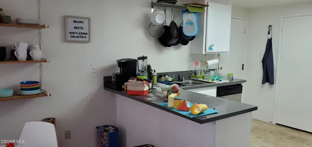 $3,300 | 1792 East Avenida De Las Flores, Thousand Oaks, CA 91362