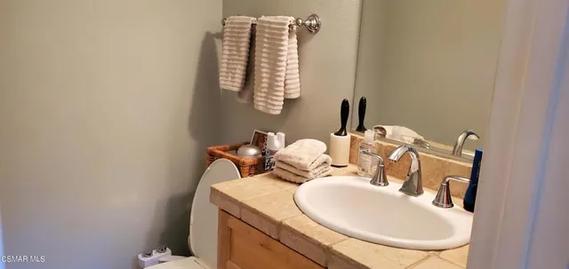 $3,300 | 1792 East Avenida De Las Flores, Thousand Oaks, CA 91362