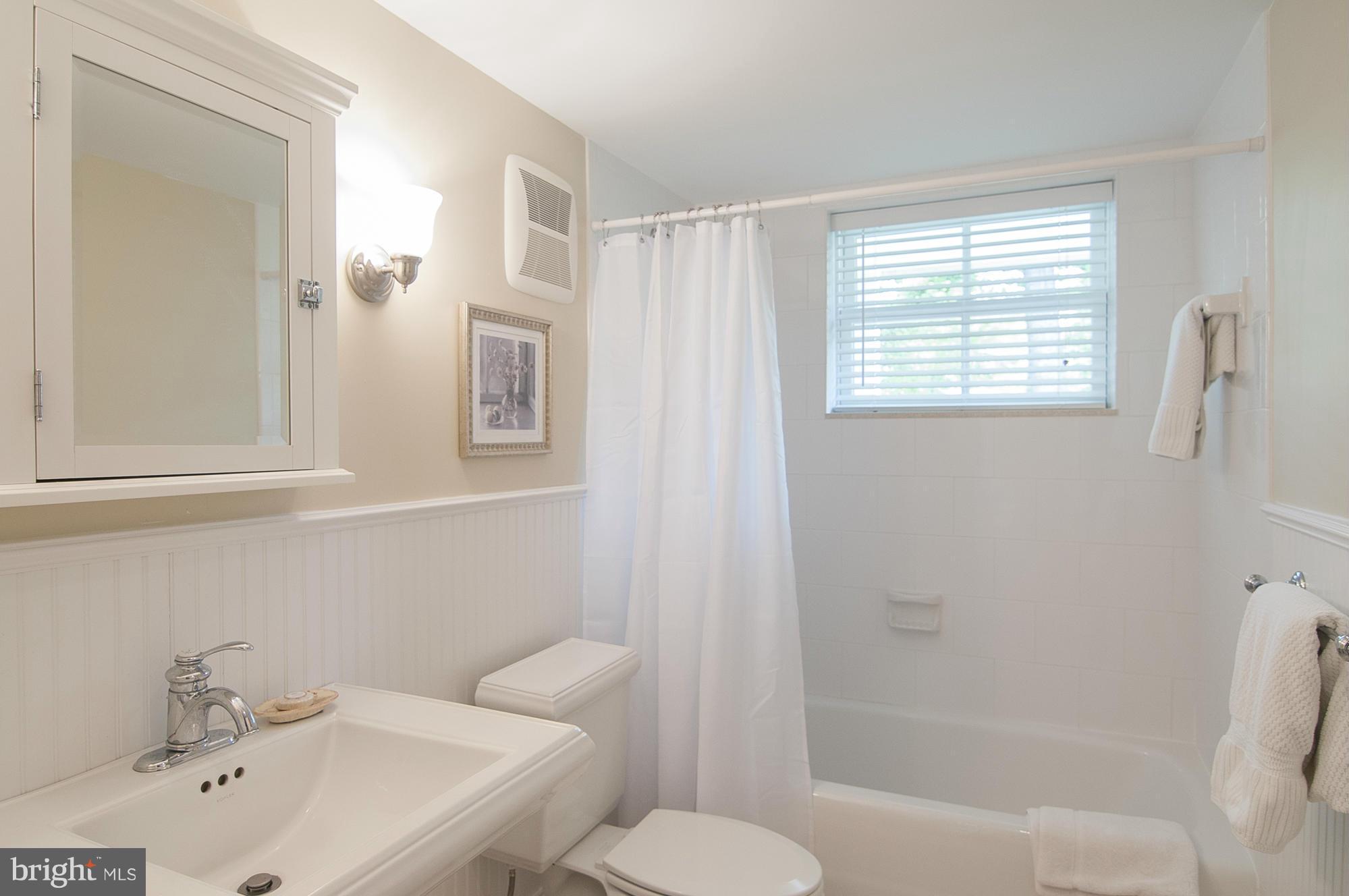 3067 Aberdeen Road Annapolis, MD 21403 - Photo 17 of 30 Bath