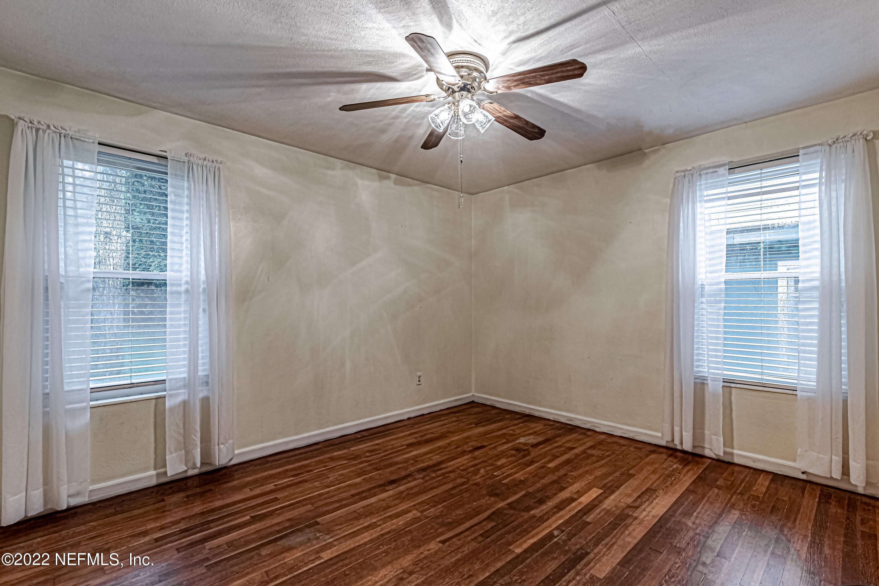 716 Valley Forge Road Jacksonville, FL 32208 - Photo 15 of 21 15-Primary Bedroom