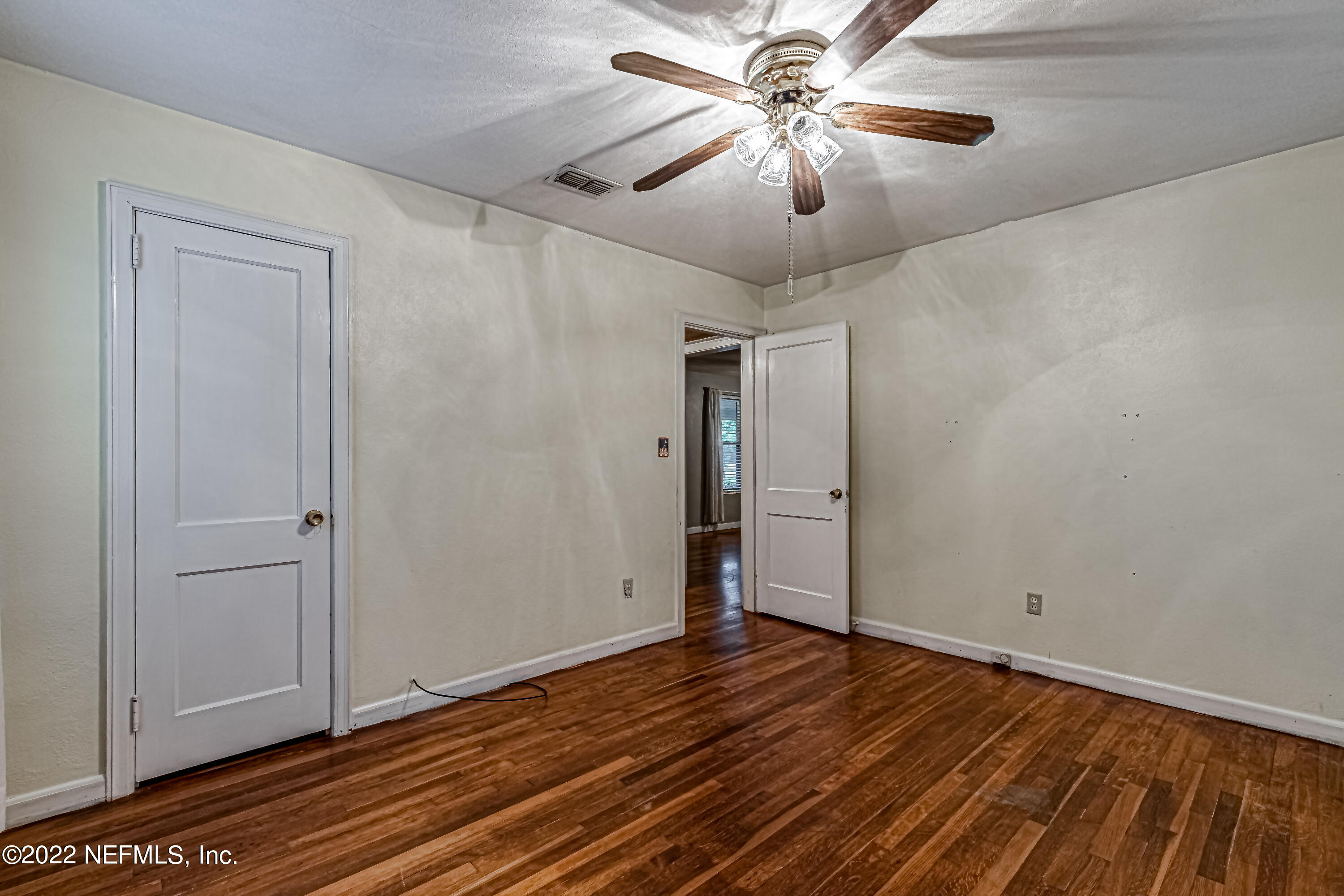 716 Valley Forge Road Jacksonville, FL 32208 - Photo 17 of 21 17-Primary Bedroom