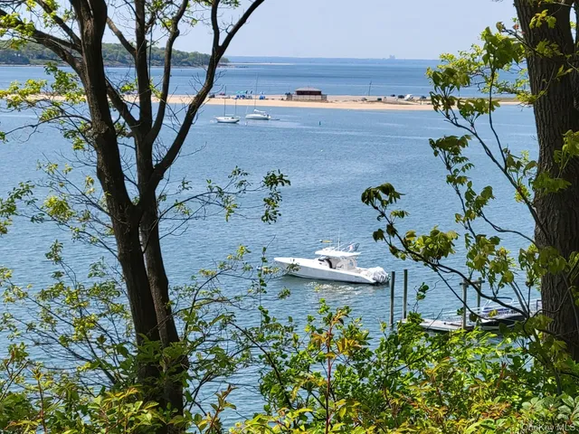 $4,495 | 144 Old Winkle Point Road, Northport, NY 11768