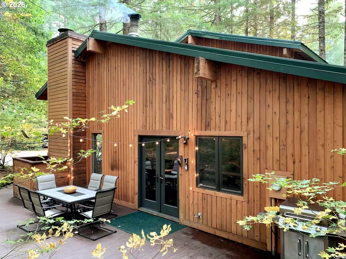 21220 East Crater Court Rhododendron, OR 97049 - Photo 5 of 48