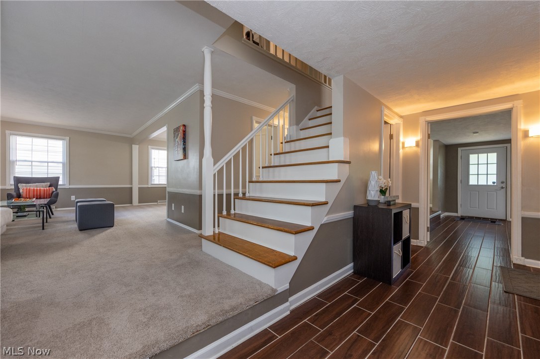 3573 Atherstone Road Cleveland, OH 44121 - Photo 2 of 33